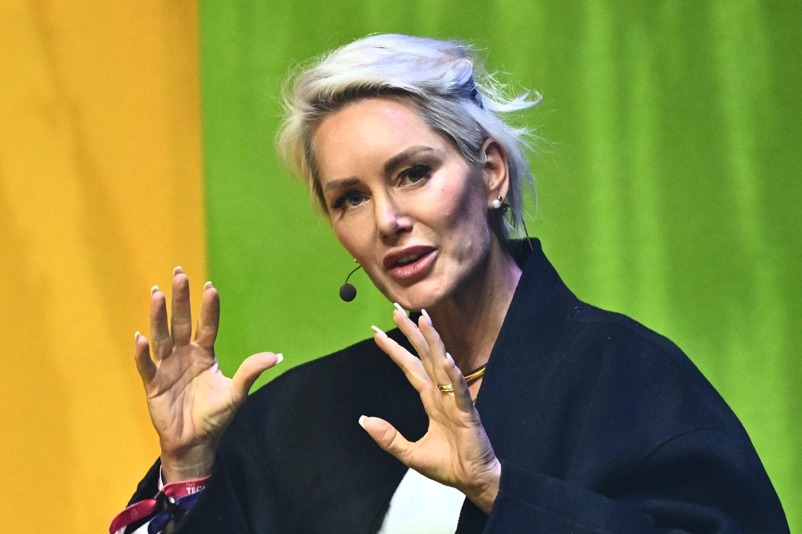 STOCKHOLM, SVERIGE 20240222
Maria Wiss, Sverigechef på Google Cloud, under The Tech Arena 2024 som hålls på Friends Arena under två dagar med entreprenörer, affärsledare och beslutsfattare som nätverkar och diskuterar ämnen som hållbarhet, innovation, teknologi.
Foto: Claudio Bresciani / TT / Kod 10090 STOCKHOLM, SVERIGE 20240222
Maria Wiss, Sverigechef på Google Cloud, under The Tech Arena 2024 som hålls på Friends Arena under två dagar med entreprenörer, affärsledare och beslutsfattare som nätverkar och diskuterar ämnen som hållbarhet, innovation, teknologi.
Foto: Claudio Bresciani / TT / Kod 10090