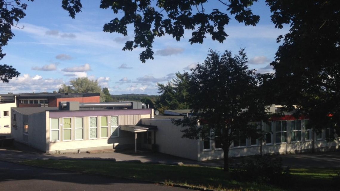 Tjodalyng skole er blant de skolene i Larvik-området som utsetter tentamen i engelsk for å tilpasse seg muslimske elever. Foto: Facebook/ Tjodalyng skole Tjodalyng skole er blant de skolene i Larvik-området som utsetter tentamen i engelsk for å tilpasse seg muslimske elever. Foto: Facebook/ Tjodalyng skole