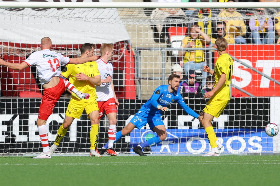 Fredrikstad FK møtte overmakten mot Bodø/Glimt under serieåpningen på Fredrikstad Stadion. Foto: Thomas Andersen / NTB Fredrikstad FK møtte overmakten mot Bodø/Glimt under serieåpningen på Fredrikstad Stadion. Foto: Thomas Andersen / NTB