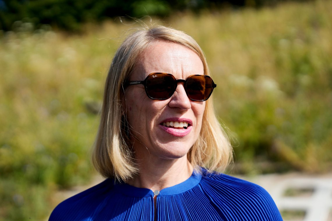 Anniken Huitfeldt (Ap) trenger ikke å stjele solbriller, da hun får god råd som ambassadør for Norge i USA.
Foto: Javad Parsa / NTB Anniken Huitfeldt (Ap) trenger ikke å stjele solbriller, da hun får god råd som ambassadør for Norge i USA.
Foto: Javad Parsa / NTB