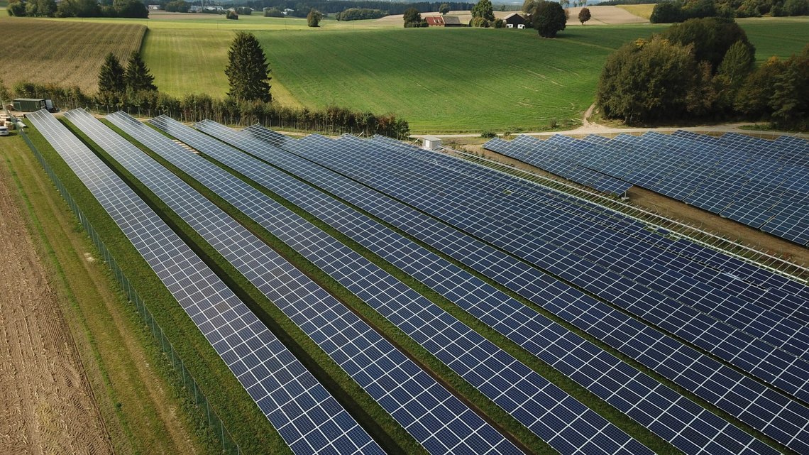 Solkraft er hverken fornybar eller stabil energi, selv om politikere i både Norge og EU later til å tro det. Foto: Pixabay Solkraft er hverken fornybar eller stabil energi, selv om politikere i både Norge og EU later til å tro det. Foto: Pixabay