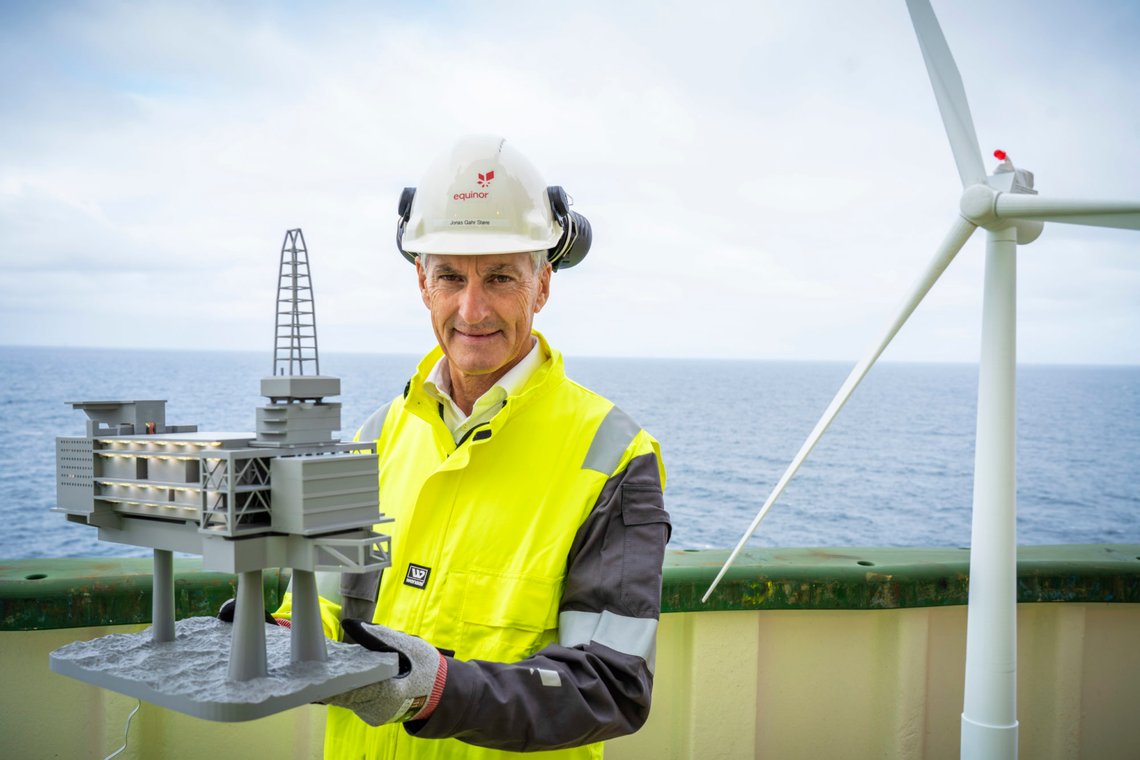 Statsminister Jonas Gahr Støre (Ap) under åpningen av den flytende havvindparken Hywind Tampen.
Foto: Ole Berg-Rusten / NTB Statsminister Jonas Gahr Støre (Ap) under åpningen av den flytende havvindparken Hywind Tampen.
Foto: Ole Berg-Rusten / NTB