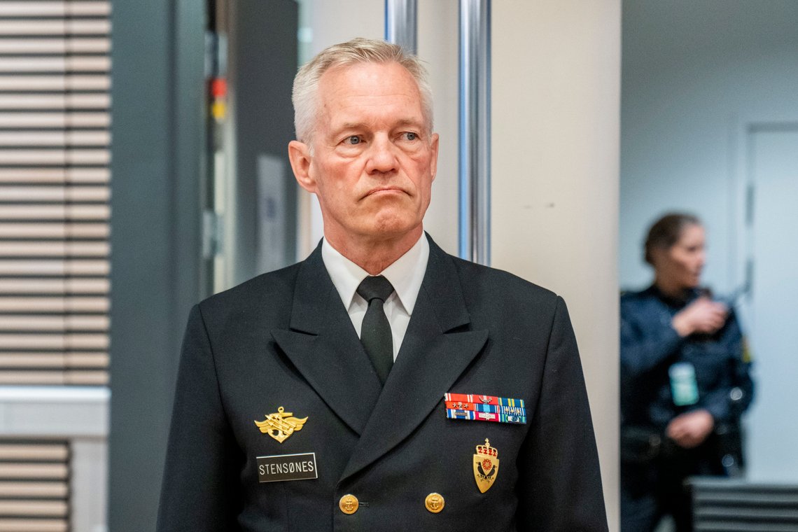 Oslo 20240405.
Sjef for E-tjenesten, Nils-Andreas Stensønes vitner under straffesaken i Oslo Tinghus der Zaniar Matapour er tiltalt for grov terror etter at han åpnet ild utenfor Per på hjørnet og London pub i Oslo natt til 25. juni 2022.
Foto: Fredrik Varfjell / NTB Oslo 20240405.
Sjef for E-tjenesten, Nils-Andreas Stensønes vitner under straffesaken i Oslo Tinghus der Zaniar Matapour er tiltalt for grov terror etter at han åpnet ild utenfor Per på hjørnet og London pub i Oslo natt til 25. juni 2022.
Foto: Fredrik Varfjell / NTB