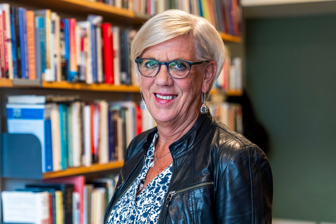 Forsker og historiker Hilde Henriksen Waage på sitt kontor på Blindern i Oslo.
Foto: Håkon Mosvold Larsen / NTB Forsker og historiker Hilde Henriksen Waage på sitt kontor på Blindern i Oslo.
Foto: Håkon Mosvold Larsen / NTB