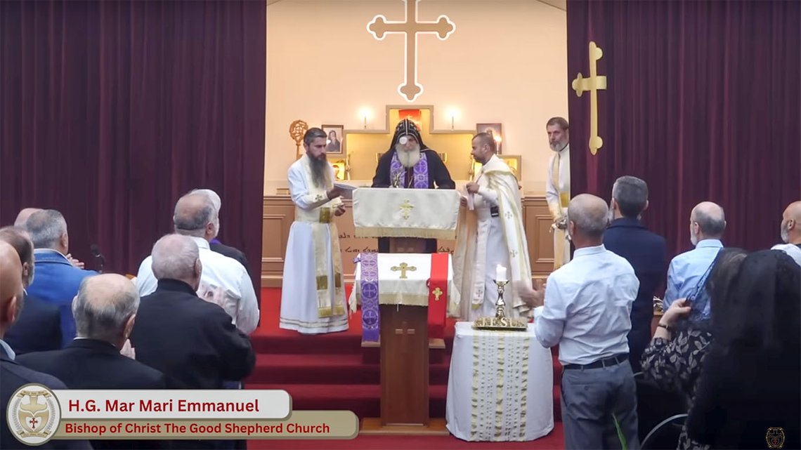 Biskop Mar Mari Emmanuel tilbake efter terrorangrepet. Videoklipp fra YouTube Biskop Mar Mari Emmanuel tilbake efter terrorangrepet. Videoklipp fra YouTube