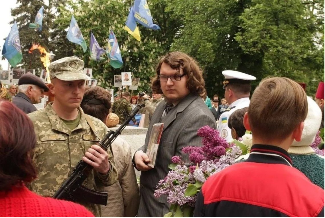 Bygdan Syrotiuk minner om 70-åras radikale som har overlevd i Ukraina. Bygdan Syrotiuk minner om 70-åras radikale som har overlevd i Ukraina.
