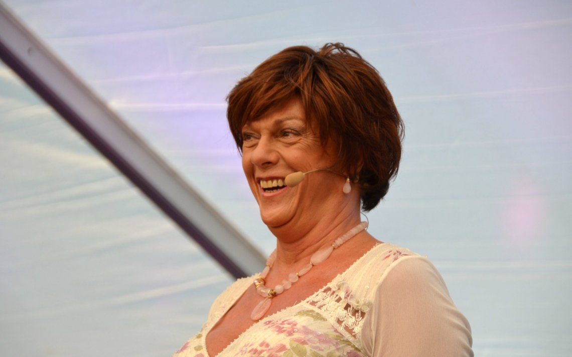 Esben Esther Pirelli Benestad får ikke tilbake sin fulle legeautorisasjon. Foto: Bamble kommune/ CC BY-SA 2.0/ Wikimedia Esben Esther Pirelli Benestad får ikke tilbake sin fulle legeautorisasjon. Foto: Bamble kommune/ CC BY-SA 2.0/ Wikimedia