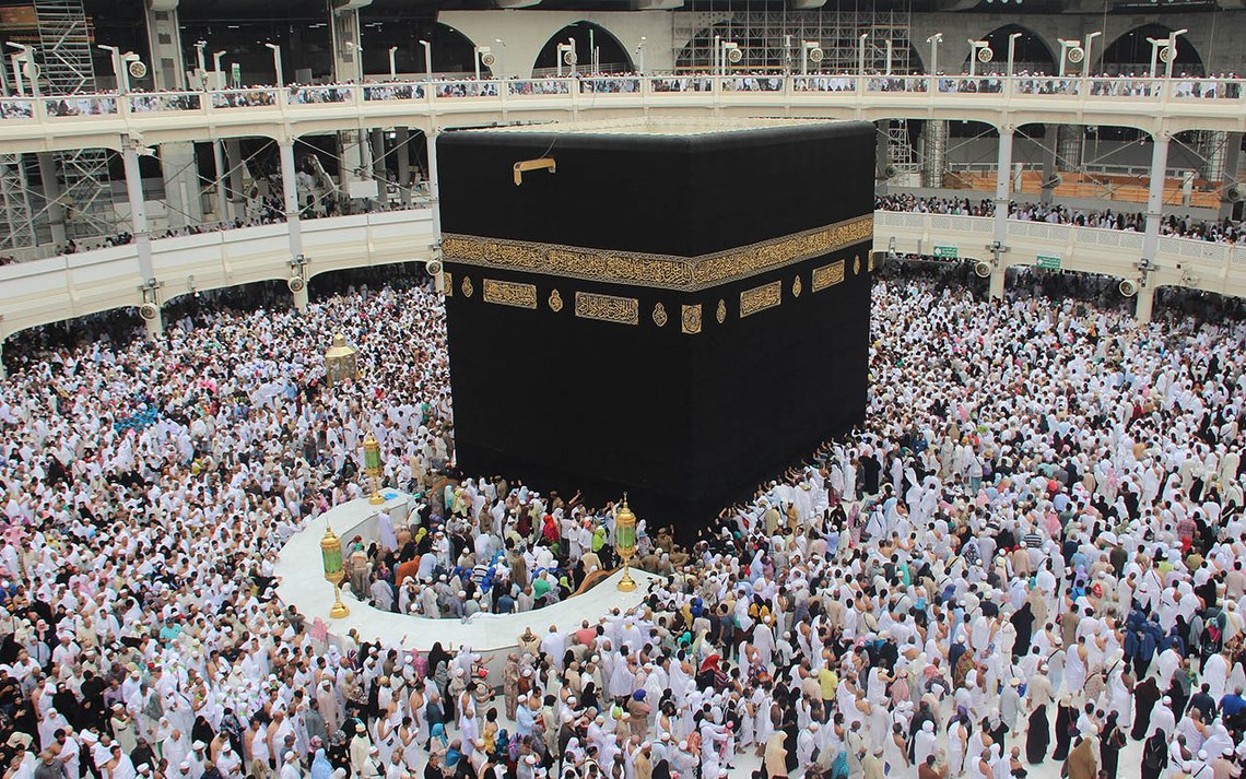 Kaba er islams viktigste helligdom. Den ligger midt i hovedmoskeen i Mekka og er målet for pilegrimsreisen hajj. Foto: Moataz Egbaria, Wikimedia Commons CC BY-SA 3.0 Kaba er islams viktigste helligdom. Den ligger midt i hovedmoskeen i Mekka og er målet for pilegrimsreisen hajj. Foto: Moataz Egbaria, Wikimedia Commons CC BY-SA 3.0