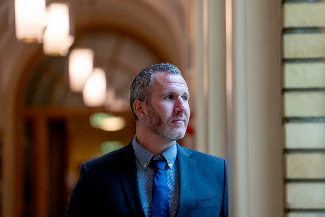 Frps Marius Arion Nilsen mener valget av Halvorsen er en skivebom. Foto: Javad Parsa / NTB Frps Marius Arion Nilsen mener valget av Halvorsen er en skivebom. Foto: Javad Parsa / NTB