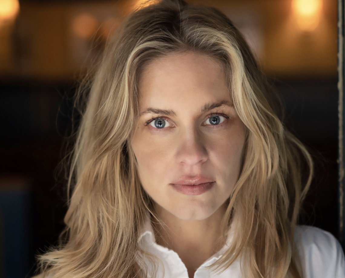 Malin Ekman er ung, og har skjønt greia. Hun sier opp jobben sin i SvD fordi hun nektes å skrive det hun oppfatter som sannheten. Foto: X/ Ekman Malin Ekman er ung, og har skjønt greia. Hun sier opp jobben sin i SvD fordi hun nektes å skrive det hun oppfatter som sannheten. Foto: X/ Ekman
