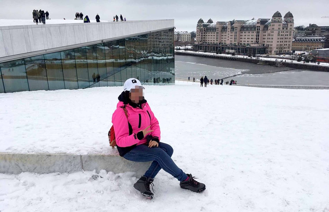 En kvinne i 30-årene fra Guatemala er avbildet i Oslo tidlig på året i 2018. Seks år senere blir hun arrestert av politiet for å ha oppholdt seg ulovlig i landet. (Foto: Privat/Facebook) En kvinne i 30-årene fra Guatemala er avbildet i Oslo tidlig på året i 2018. Seks år senere blir hun arrestert av politiet for å ha oppholdt seg ulovlig i landet. (Foto: Privat/Facebook)