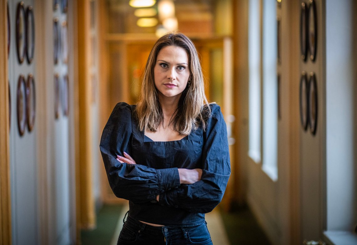 Ingvild Wetrhus Thorsvik, stortingsrepresentant fra Venstre. Hun er jurist og sitter i justiskomiteen på Stortinget. Nå vil hun stoppe nordmenn fra å spise kjøtt ved å heve momsem.
Foto: Ole Berg-Rusten / NTB Ingvild Wetrhus Thorsvik, stortingsrepresentant fra Venstre. Hun er jurist og sitter i justiskomiteen på Stortinget. Nå vil hun stoppe nordmenn fra å spise kjøtt ved å heve momsem.
Foto: Ole Berg-Rusten / NTB