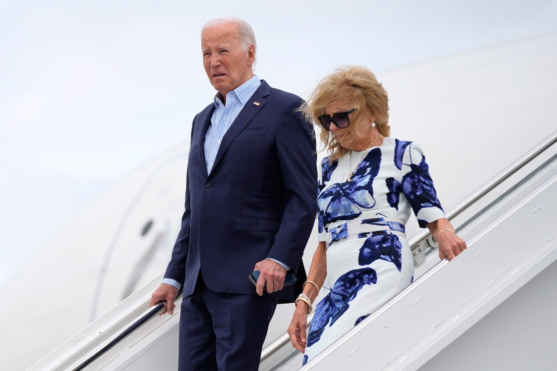 President Joe Biden med sin kone, Jill. Foto: AP/Evan Vucci President Joe Biden med sin kone, Jill. Foto: AP/Evan Vucci