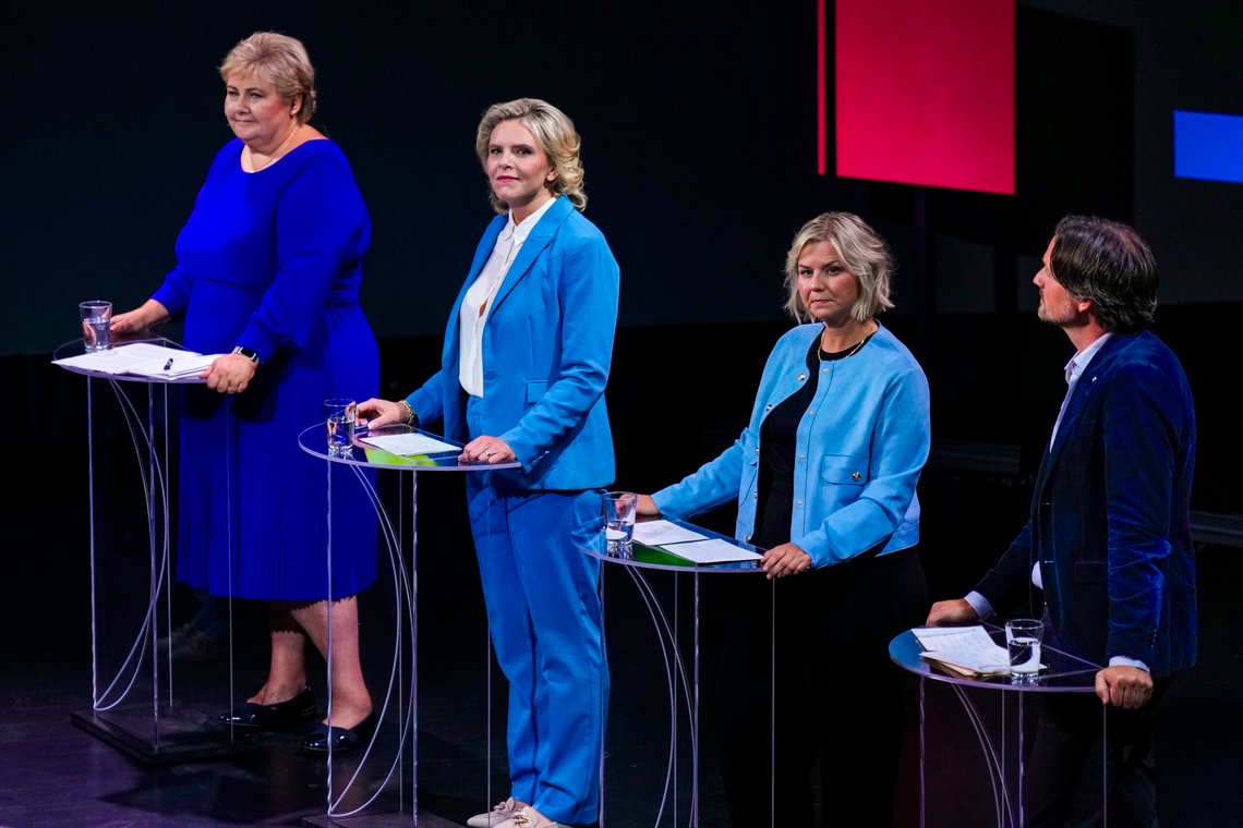 Partilederne deltar i debatten ledet av Fredrik Solvang i Arendal kultur- og rådhus under Arendalsuka. Foto: Heiko Junge / NTB Partilederne deltar i debatten ledet av Fredrik Solvang i Arendal kultur- og rådhus under Arendalsuka. Foto: Heiko Junge / NTB