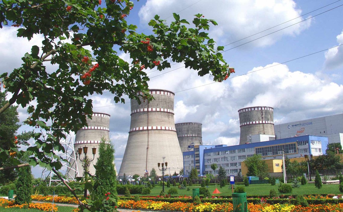Kjernekraftverket i Rivne, i det nordvestlige hjørnet av Ukraina. (Foto: Vladimir Leonidovitsj Dyakov/Wikimedia) Kjernekraftverket i Rivne, i det nordvestlige hjørnet av Ukraina. (Foto: Vladimir Leonidovitsj Dyakov/Wikimedia)