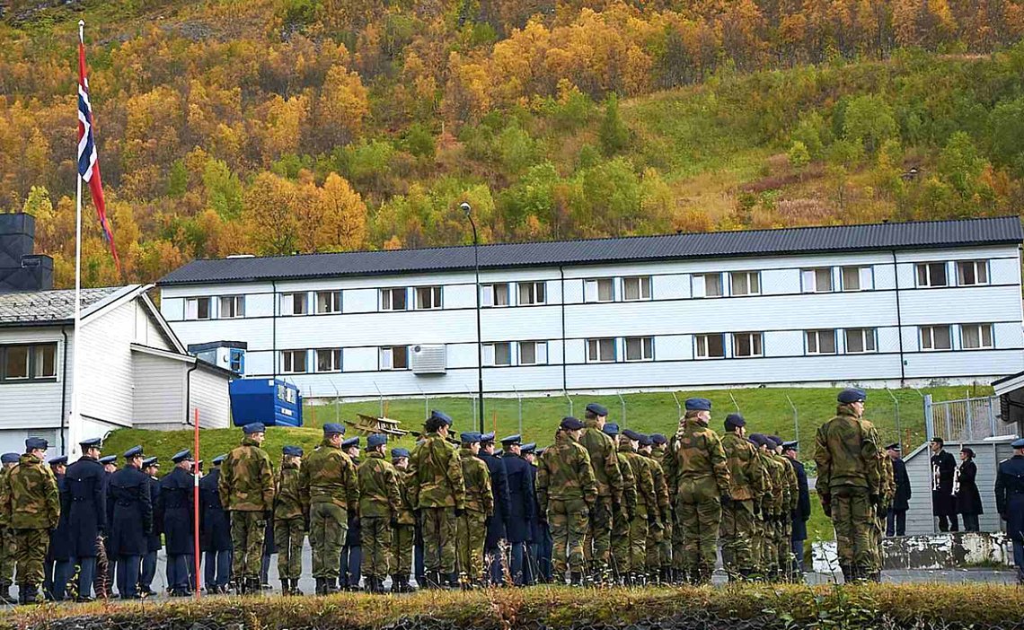Luftforsvarsstasjonen på Sørreisa i Troms. (Foto: Forsvaret) Luftforsvarsstasjonen på Sørreisa i Troms. (Foto: Forsvaret)