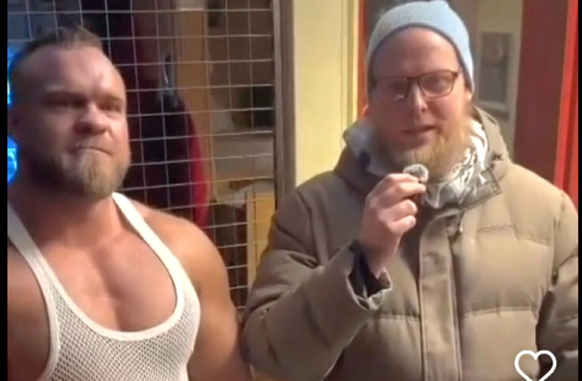 Den norske konvertitten Yousuf Dawah (født Kent) var den som bidro da bodybuilderen Espen Berg konverterte til islam i vår. "Muskelbunten" har angret og er ikke lenger muslim. Skjermdump. Den norske konvertitten Yousuf Dawah (født Kent) var den som bidro da bodybuilderen Espen Berg konverterte til islam i vår. "Muskelbunten" har angret og er ikke lenger muslim. Skjermdump.