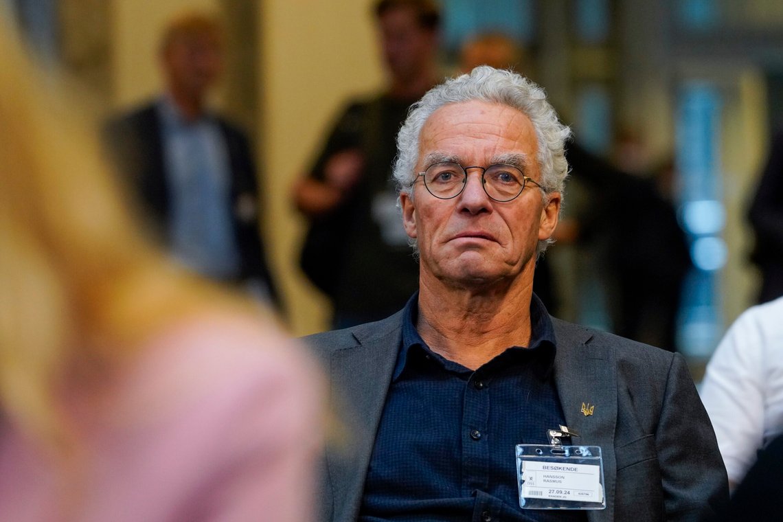 Rasmus Hansson fra MDG er svært misfornøyd med Støre, og vil at Norge skal øke sin støtte til Ukraina betydelig. Foto: Ole Berg-Rusten / NTB Rasmus Hansson fra MDG er svært misfornøyd med Støre, og vil at Norge skal øke sin støtte til Ukraina betydelig. Foto: Ole Berg-Rusten / NTB