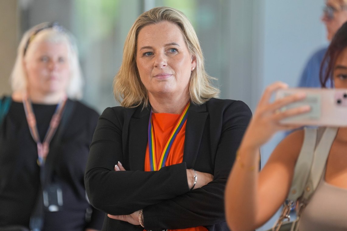 Oslo 20240827.
Tøyenbadet åpnes i slutten av året. Prislappen ligger på rundt 2,4 milliarder kroner. Anlegget har blant annet et basseng på 50 meter. Byråd Anita Leirvik North (H) var med på pressevisning tirsdag.
Foto: Terje Pedersen / NTB Oslo 20240827.
Tøyenbadet åpnes i slutten av året. Prislappen ligger på rundt 2,4 milliarder kroner. Anlegget har blant annet et basseng på 50 meter. Byråd Anita Leirvik North (H) var med på pressevisning tirsdag.
Foto: Terje Pedersen / NTB