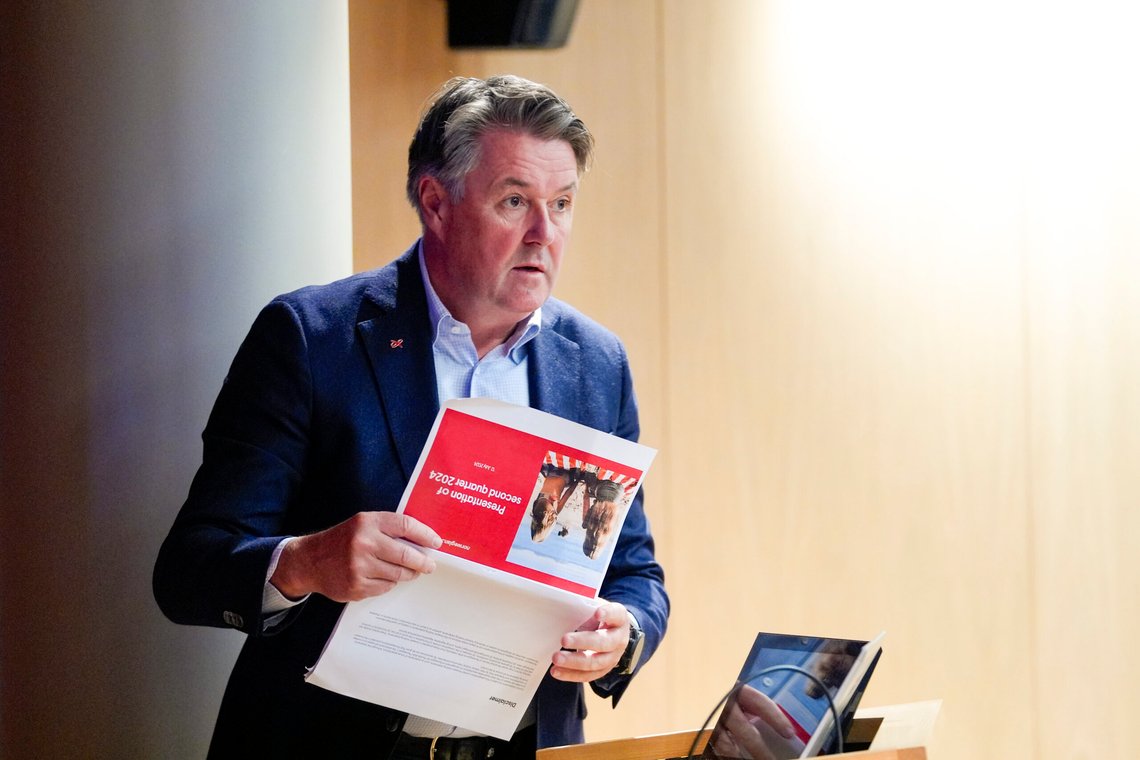 Oslo 20240712.
Konsernsjef Geir Karlsen under presentasjon en av Norwegian resultater 2.kvartal
Foto: Terje Bendiksby / NTB Oslo 20240712.
Konsernsjef Geir Karlsen under presentasjon en av Norwegian resultater 2.kvartal
Foto: Terje Bendiksby / NTB