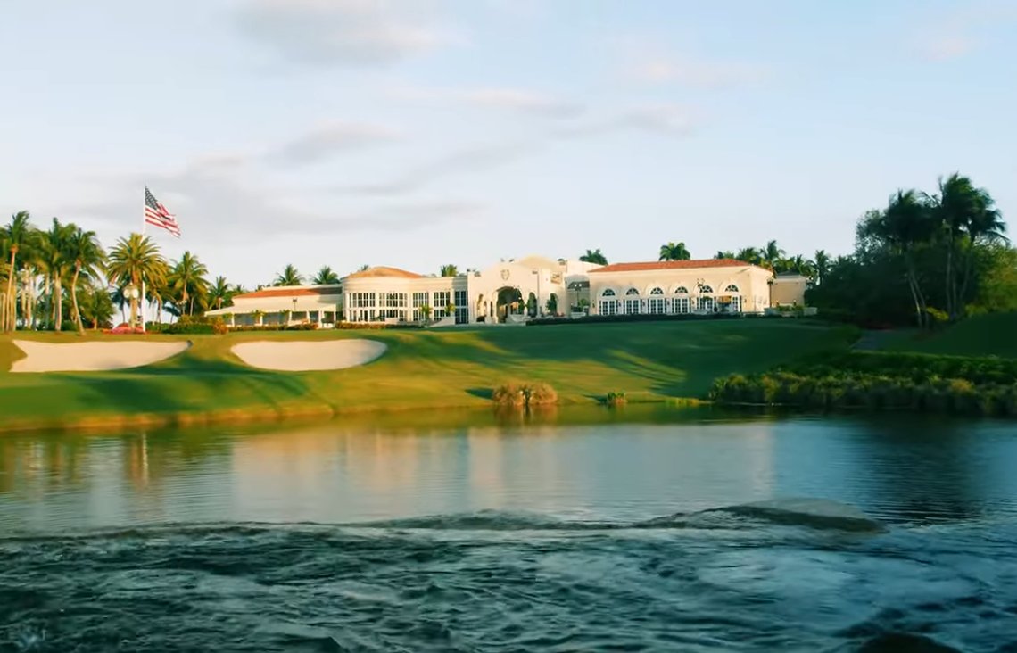 Skjermbilde fra YouTube. Trump International Golf Club, West Palm Beach, Florida. Skjermbilde fra YouTube. Trump International Golf Club, West Palm Beach, Florida.