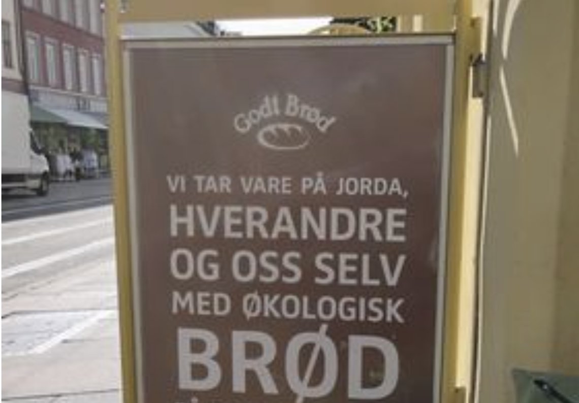 Økologisk brød og rådyr juice skal redde verden. Foto: Hanni Afsar/ Facebook Økologisk brød og rådyr juice skal redde verden. Foto: Hanni Afsar/ Facebook