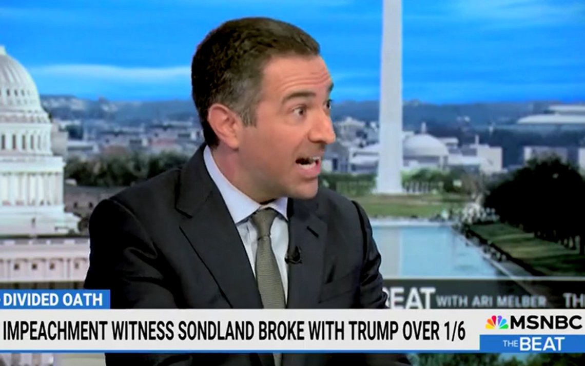 Skjermbilde fra MSNBC via X. MSNBC-programleder Ari Melber ble lamslått etter at Gordon Sondland, som vitnet mot Trump under riksrettssaken i 2029, sa at han ville støtte den tidligere presidenten på grunn av hvor dårlig Biden-Harris-teamet har styrt landet. Skjermbilde fra MSNBC via X. MSNBC-programleder Ari Melber ble lamslått etter at Gordon Sondland, som vitnet mot Trump under riksrettssaken i 2029, sa at han ville støtte den tidligere presidenten på grunn av hvor dårlig Biden-Harris-teamet har styrt landet.