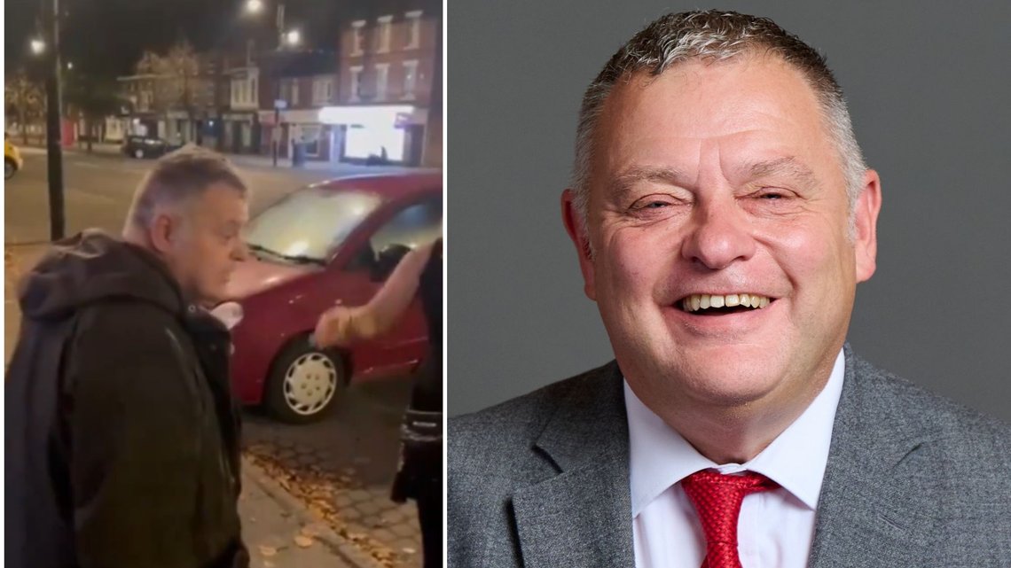 BRUTALT: Labour-parlamentarikeren Mike Amesbury er i medienes søkelys etter video har sirkulert av at han slår ned en mann, og fortsetter å slå når mannen ligger nede. Foto: Official portrait BRUTALT: Labour-parlamentarikeren Mike Amesbury er i medienes søkelys etter video har sirkulert av at han slår ned en mann, og fortsetter å slå når mannen ligger nede. Foto: Official portrait