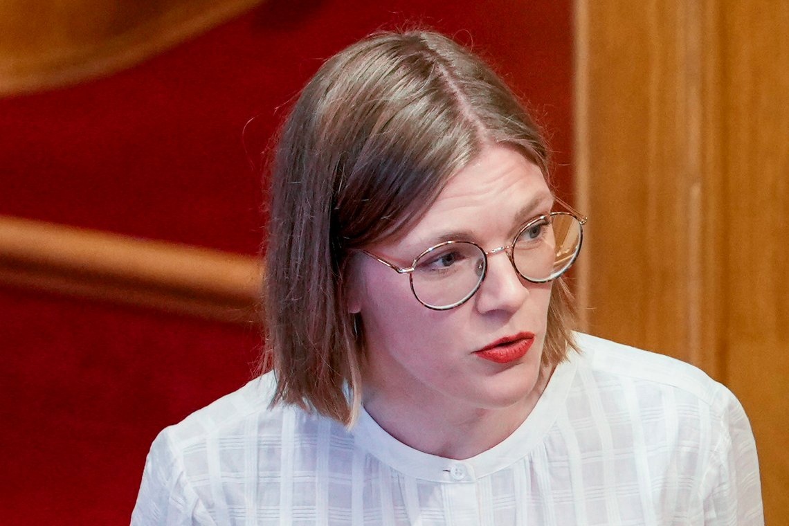 Oslo 20241009.
Rødt-leder Marie Sneve Martinussen under den muntlige spørretimen i Stortinget onsdag.
Foto: Javad Parsa / NTB Oslo 20241009.
Rødt-leder Marie Sneve Martinussen under den muntlige spørretimen i Stortinget onsdag.
Foto: Javad Parsa / NTB