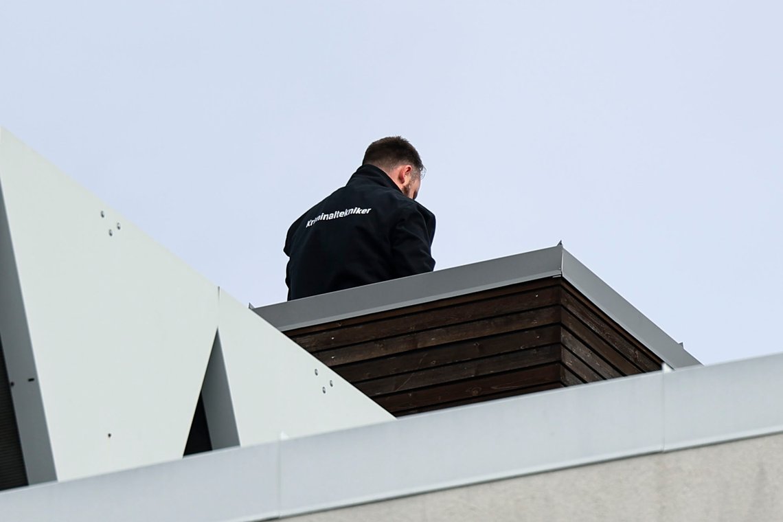 En person er funnet død i Fredrikstad sentrum. Samme dag undersøkes et dødsfall og et hardt skadet barn i Vestnes, Møre og Romsdal. Foto: Jesper Malthus-Andersen / NTB En person er funnet død i Fredrikstad sentrum. Samme dag undersøkes et dødsfall og et hardt skadet barn i Vestnes, Møre og Romsdal. Foto: Jesper Malthus-Andersen / NTB