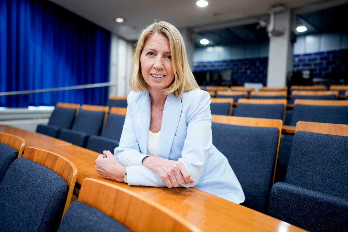 Barneombud Mina Gerhardsen ber Stortinget finne penger til økt barnetrygd og sosialhjelp. Foto: Heiko Junge / NTB Barneombud Mina Gerhardsen ber Stortinget finne penger til økt barnetrygd og sosialhjelp. Foto: Heiko Junge / NTB