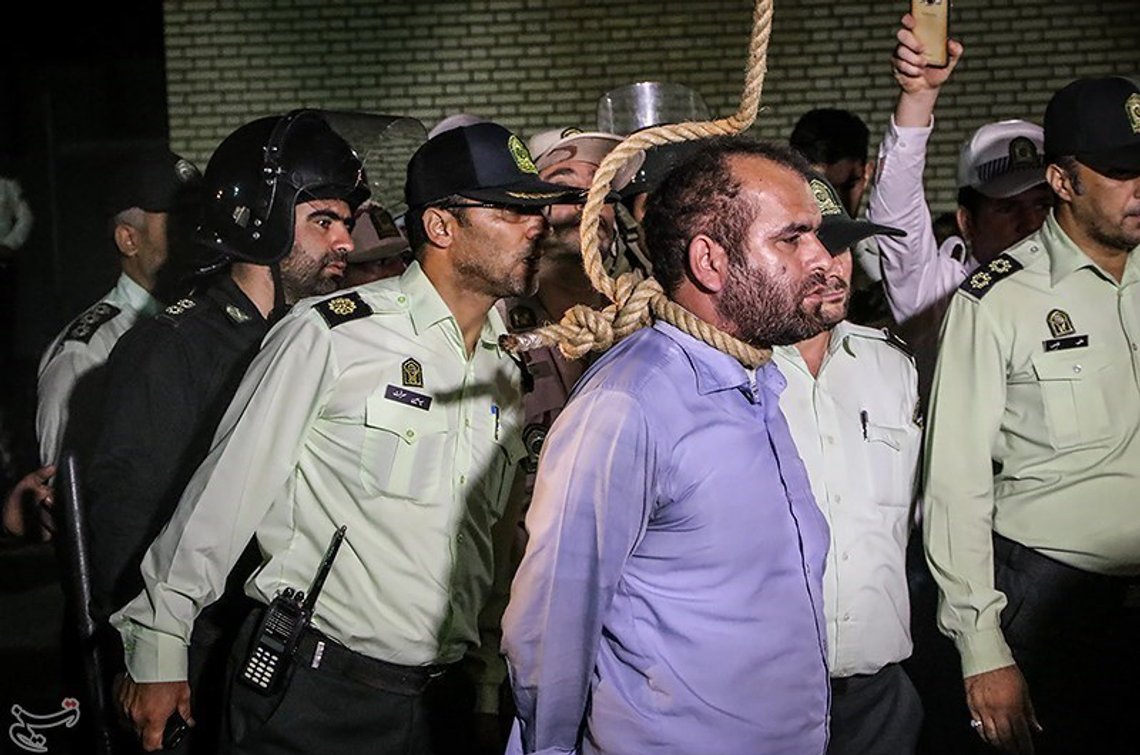 Offentlig henrettelse av Esmail Jafarzadeh. Foto: Mohsen Zare CC BY 4.0 Offentlig henrettelse av Esmail Jafarzadeh. Foto: Mohsen Zare CC BY 4.0