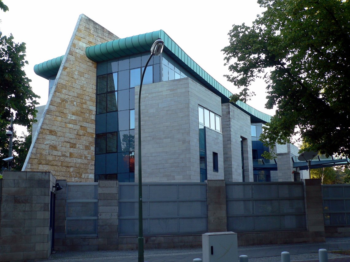 Israels ambassade i Berlin, Tyskland. Foto: Fridolin freudenfett/ Peter Kuley/ CC BY-SA 3.0/ Wikimedia Israels ambassade i Berlin, Tyskland. Foto: Fridolin freudenfett/ Peter Kuley/ CC BY-SA 3.0/ Wikimedia