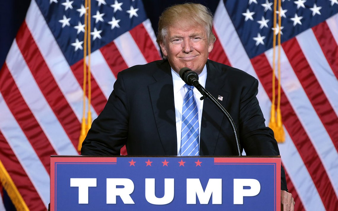 Donald Trump lytter til nobelprisvinnere. Han vil for annen gang trekke USA fra Parisavtalen. Foto: Gage Skidmore CC BY-SA 3.0 Donald Trump lytter til nobelprisvinnere. Han vil for annen gang trekke USA fra Parisavtalen. Foto: Gage Skidmore CC BY-SA 3.0