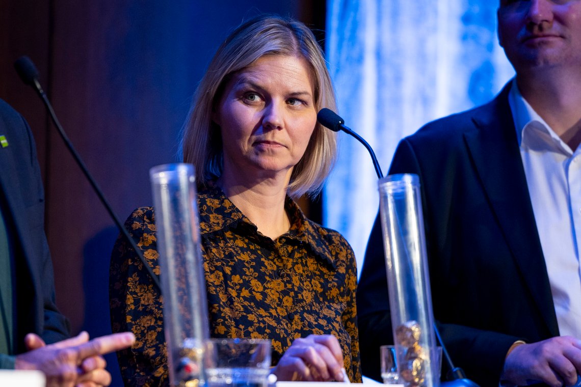 Guri Melby, partileder i Venstre, mener valget av Donald Trump som president i USA må få konsekvenser både i form av økt norsk støtte til Ukraina, og tettere samarbeid med Europa. Foto: Amanda Pedersen Giske / NTB Guri Melby, partileder i Venstre, mener valget av Donald Trump som president i USA må få konsekvenser både i form av økt norsk støtte til Ukraina, og tettere samarbeid med Europa. Foto: Amanda Pedersen Giske / NTB
