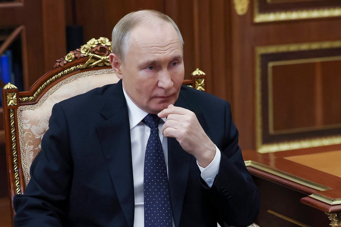 Russlands president Vladimir Putin bekrefter at det russiske militæret har brukt en ny type hypersonisk mellomdistanserakett mot Ukraina. Foto: AP / NTB Russlands president Vladimir Putin bekrefter at det russiske militæret har brukt en ny type hypersonisk mellomdistanserakett mot Ukraina. Foto: AP / NTB