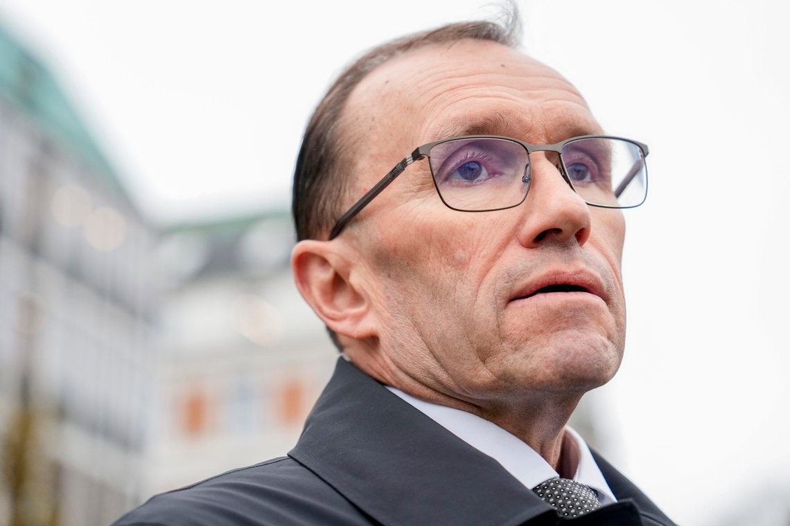 Utenriksminister Espen Barth Eide kommenterer valget i USA utenfor UD.
Foto: Beate Oma Dahle / NTB Utenriksminister Espen Barth Eide kommenterer valget i USA utenfor UD.
Foto: Beate Oma Dahle / NTB