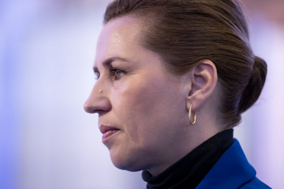 Statsminister Mette Frederiksen taler med pressen før Kommunalpolitisk topmøde i Aalborg Kongres og Kultur Center torsdag den 21. marts 2024.. (Foto: Bo Amstrup/Ritzau Scanpix) Statsminister Mette Frederiksen taler med pressen før Kommunalpolitisk topmøde i Aalborg Kongres og Kultur Center torsdag den 21. marts 2024.. (Foto: Bo Amstrup/Ritzau Scanpix)