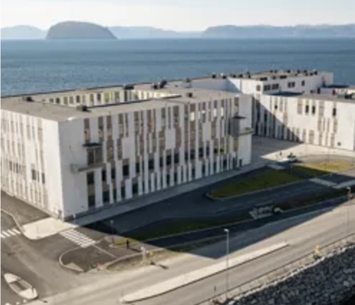 I januar åpner det nye sykehuset i Hammerfest i Vest-Finnmark. Foto: Finnmarksykehuset I januar åpner det nye sykehuset i Hammerfest i Vest-Finnmark. Foto: Finnmarksykehuset