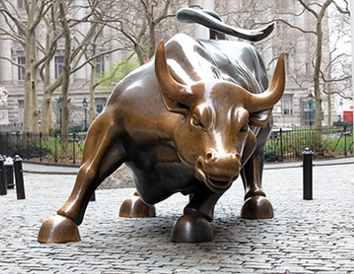 USA kan forvente økonomisk vekst de neste årene. Bull markjet, heter det på fagspråket. Det ser verre ut for Europa. Foto: AndrewHenkelman /CC BY-SA 2.0/ Wikimedia USA kan forvente økonomisk vekst de neste årene. Bull markjet, heter det på fagspråket. Det ser verre ut for Europa. Foto: AndrewHenkelman /CC BY-SA 2.0/ Wikimedia