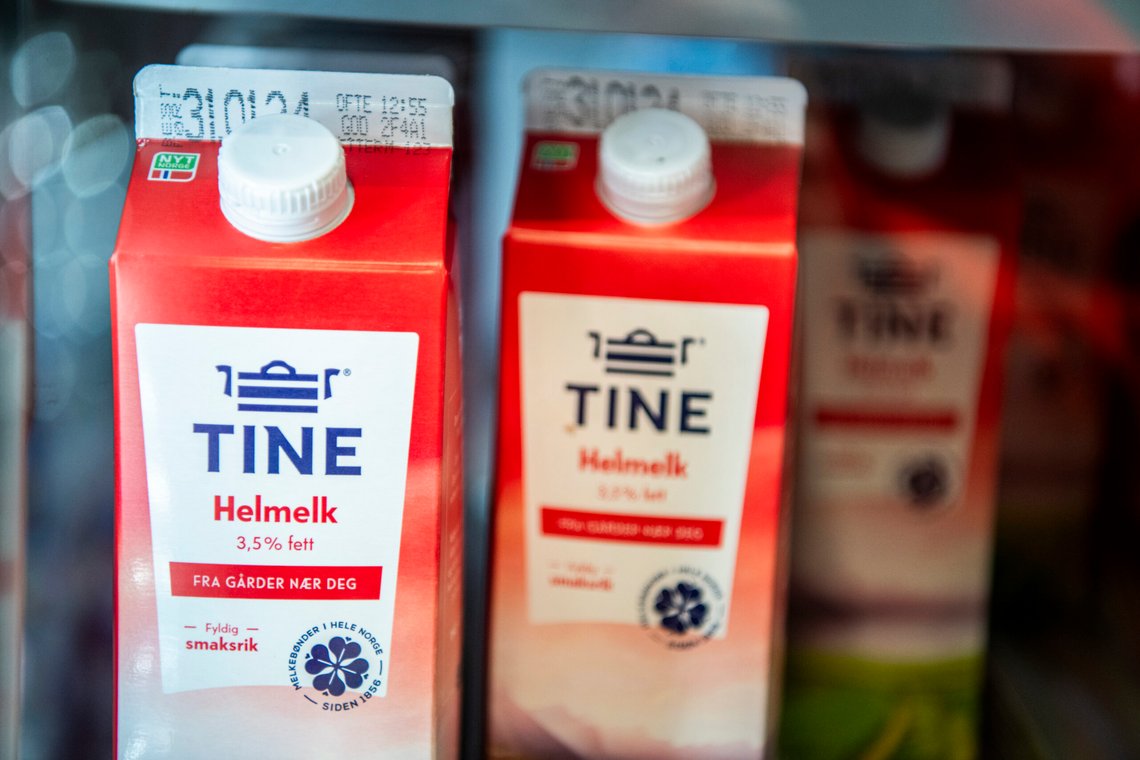 Hyller med Tine melk på Coop prix på Oslo S.
Foto: Rodrigo Freitas / NTB Hyller med Tine melk på Coop prix på Oslo S.
Foto: Rodrigo Freitas / NTB