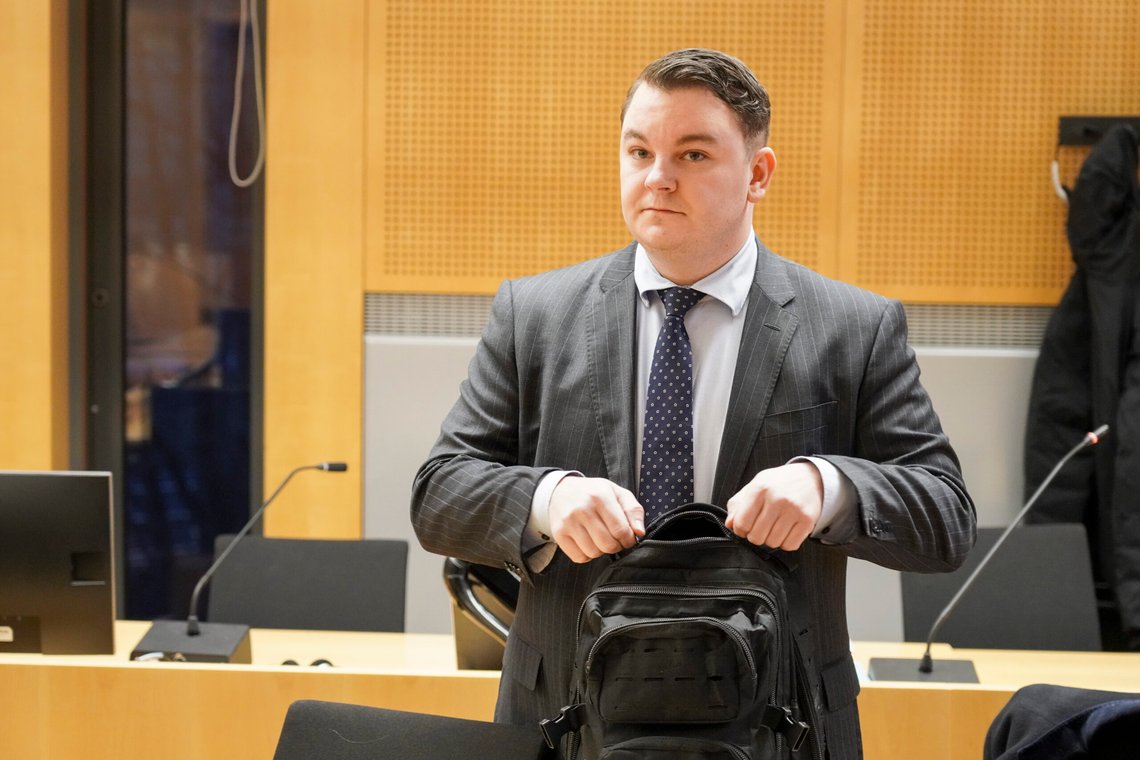 Oslo 20241217.
Espen Teigen var tidligere politisk rådgiver for Sylvi Listhaug er tiltalt for grovt bedrageri i forbindelse med tildeling av gratis pendlerbolig i perioden fra 2016 til 2018. Tirsdag startet saken i Oslo tingrett.
Foto: Ole Berg-Rusten / NTB Oslo 20241217.
Espen Teigen var tidligere politisk rådgiver for Sylvi Listhaug er tiltalt for grovt bedrageri i forbindelse med tildeling av gratis pendlerbolig i perioden fra 2016 til 2018. Tirsdag startet saken i Oslo tingrett.
Foto: Ole Berg-Rusten / NTB