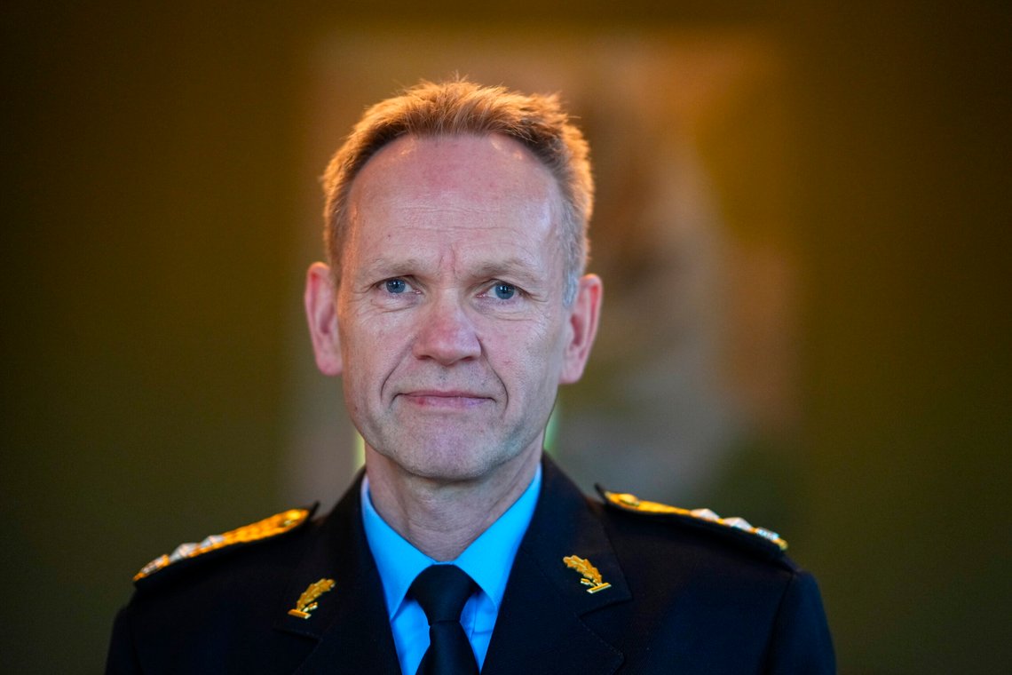NY POLITIDIREKTØR:
Håkon Skulstad blir utnevnt til ny politidirektør fredag. Justisminister Emilie Enger Mehl tar han i mot i statens representasjonsbolig.
Foto: Cornelius Poppe / NTB NY POLITIDIREKTØR:
Håkon Skulstad blir utnevnt til ny politidirektør fredag. Justisminister Emilie Enger Mehl tar han i mot i statens representasjonsbolig.
Foto: Cornelius Poppe / NTB