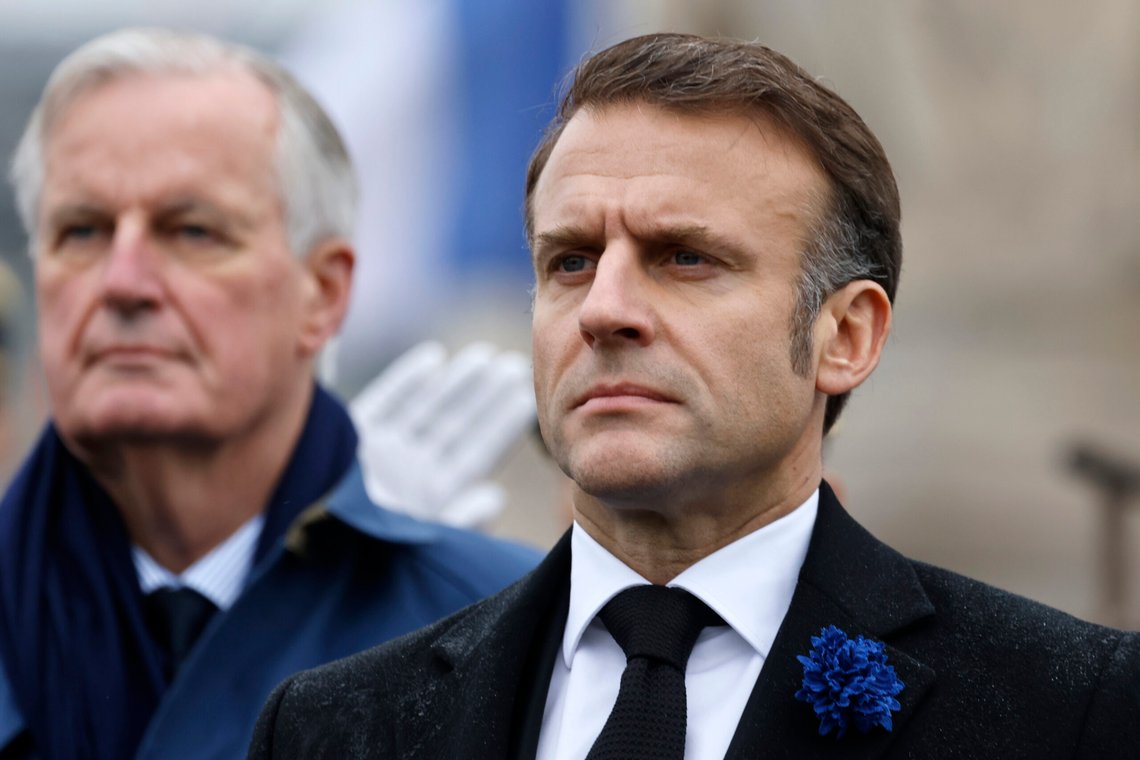 President Emmanuel Macron er under press. Her avbildet med statsminister Michel Barnier, som i dag har innlevert sin oppsigelse. Foto: Ludovic Marin / AP / NTB President Emmanuel Macron er under press. Her avbildet med statsminister Michel Barnier, som i dag har innlevert sin oppsigelse. Foto: Ludovic Marin / AP / NTB