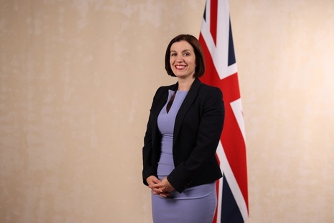 Bridget Phillipson er ikke bare utdanningsminister; Hun er også minister for kvinner og likestilling. Nå vil hun gjøre britiske læreplaner mer mangfoldig og inkluderende. Foto: Gov.UK Bridget Phillipson er ikke bare utdanningsminister; Hun er også minister for kvinner og likestilling. Nå vil hun gjøre britiske læreplaner mer mangfoldig og inkluderende. Foto: Gov.UK