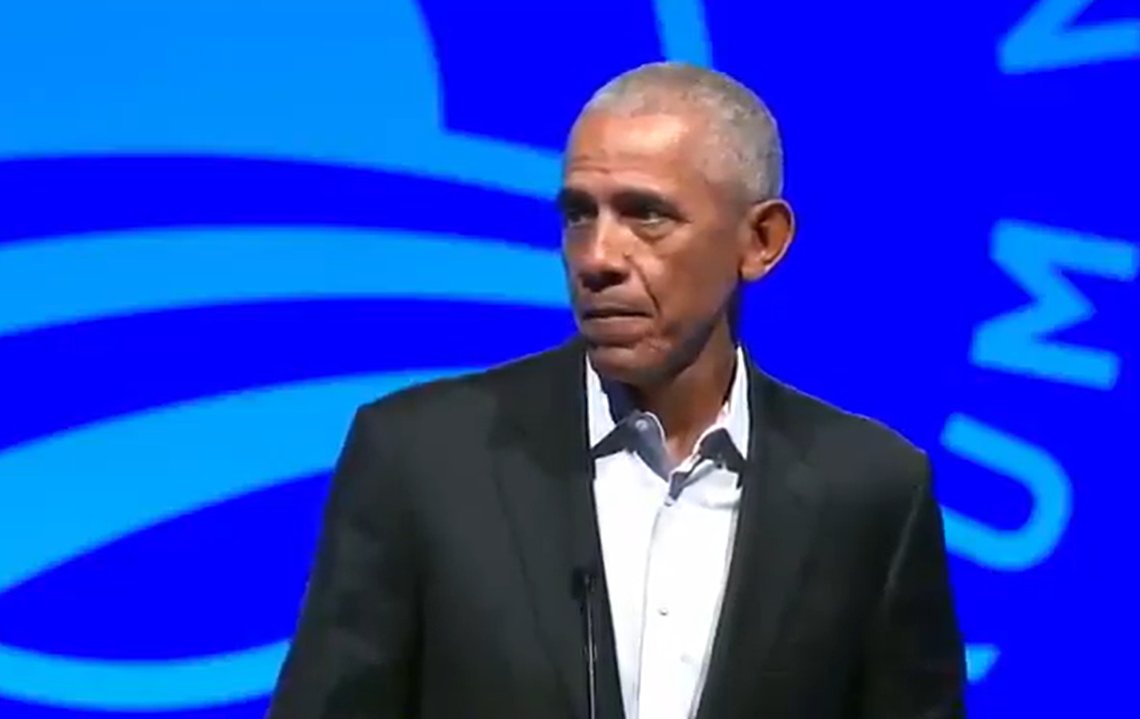 Barack Obama får kritikk etter en tale hvor han anklager sine politiske motstandere for noe Demokratene har gjort siden 2015, minst. Stillbilde video/ X Barack Obama får kritikk etter en tale hvor han anklager sine politiske motstandere for noe Demokratene har gjort siden 2015, minst. Stillbilde video/ X