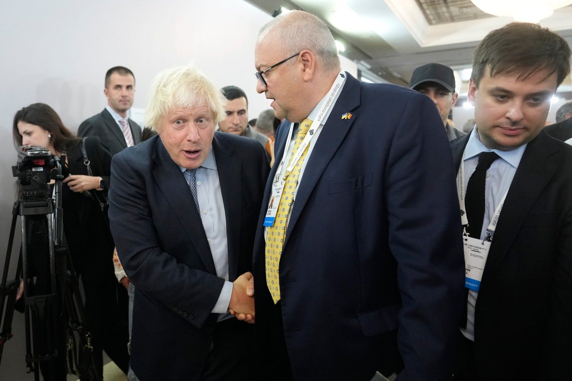 Former British Prime Minister Boris Johnson, left, is greeted as he arrives at the Yalta European Strategy summit in Kyiv, Ukraine, Friday Sept. 13, 2024. (AP Photo/Efrem Lukatsky) Former British Prime Minister Boris Johnson, left, is greeted as he arrives at the Yalta European Strategy summit in Kyiv, Ukraine, Friday Sept. 13, 2024. (AP Photo/Efrem Lukatsky)