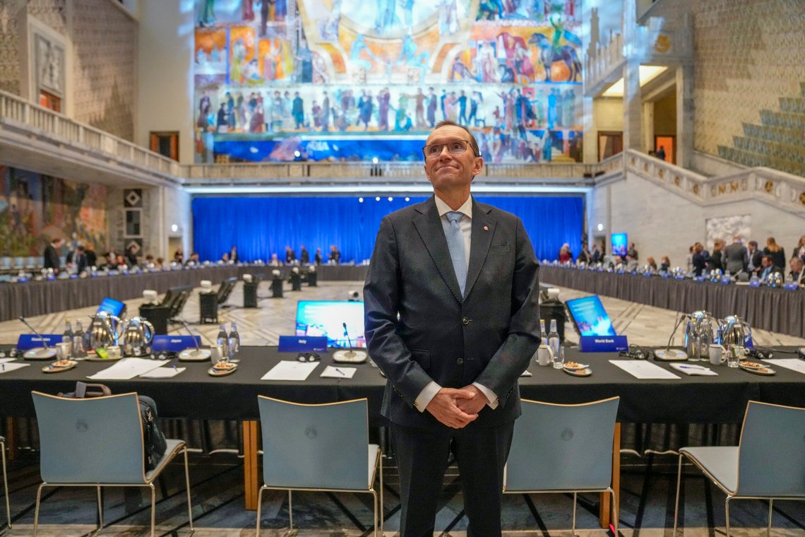 Oslo 20250115.
Utenriksminister Espen Barth Eide før møtet til Den globale alliansen for implementeringen av tostatsløsningen i Oslo rådhus onsdag. Over 80 land og organisasjoner er representert.
Foto: Heiko Junge / NTB Oslo 20250115.
Utenriksminister Espen Barth Eide før møtet til Den globale alliansen for implementeringen av tostatsløsningen i Oslo rådhus onsdag. Over 80 land og organisasjoner er representert.
Foto: Heiko Junge / NTB