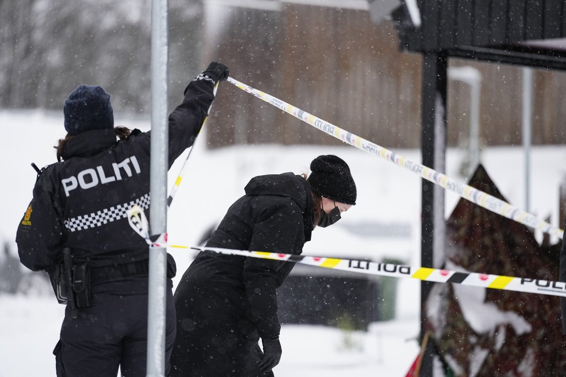 Politiet har iverksatt etterforskning etter et dødsfall på Skedsmokorset i Lillestrøm. Dødsfallet vurderes som mistenkelig. Foto: Beate Oma Dahle / NTB Politiet har iverksatt etterforskning etter et dødsfall på Skedsmokorset i Lillestrøm. Dødsfallet vurderes som mistenkelig. Foto: Beate Oma Dahle / NTB