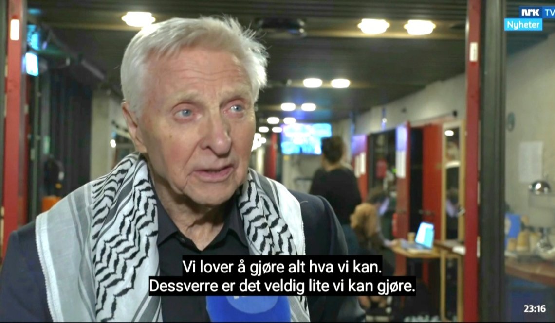 Fiolinisten Areve Tellefsen deltok på solidaritetskonsert for Gaza i Oslo konserthus 25. januar 2025. Skjermdump fra NRK. Fiolinisten Areve Tellefsen deltok på solidaritetskonsert for Gaza i Oslo konserthus 25. januar 2025. Skjermdump fra NRK.
